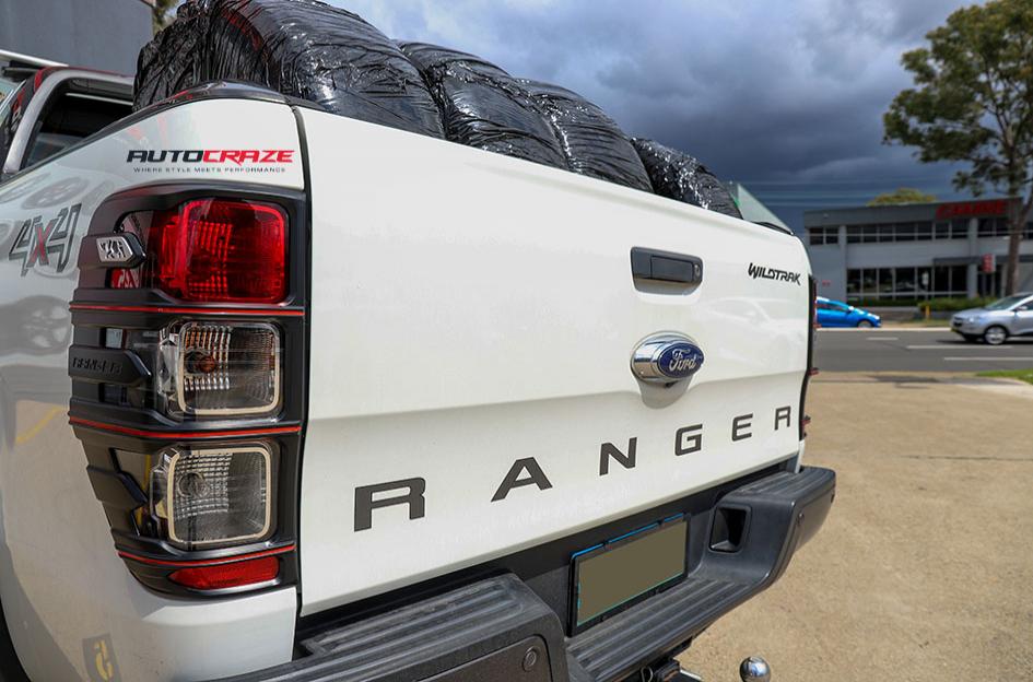 FORD-RANGER-VAPOR-MATTE-BLACK